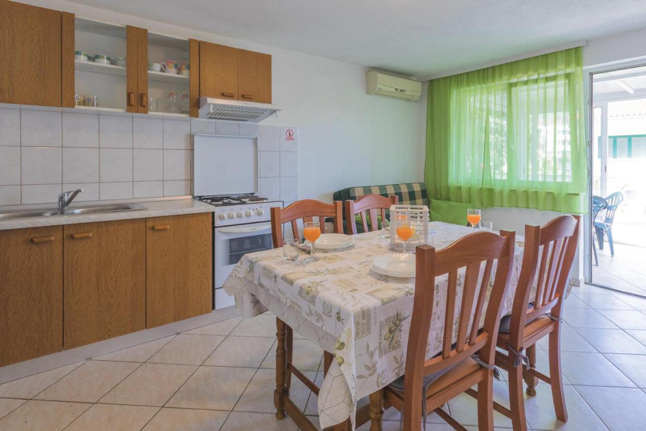 Apartment Gloria Марина Екстериор снимка